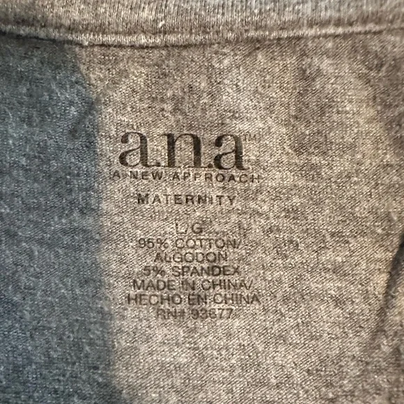 a.n.a Maternity T-Shirt - Picture 2 of 2